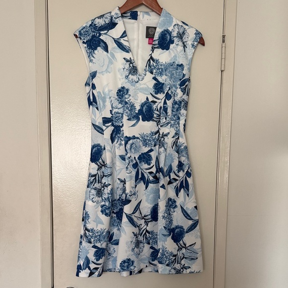 Vince Camuto Blue and White Floral Midi Dress - Picture 1 of 4